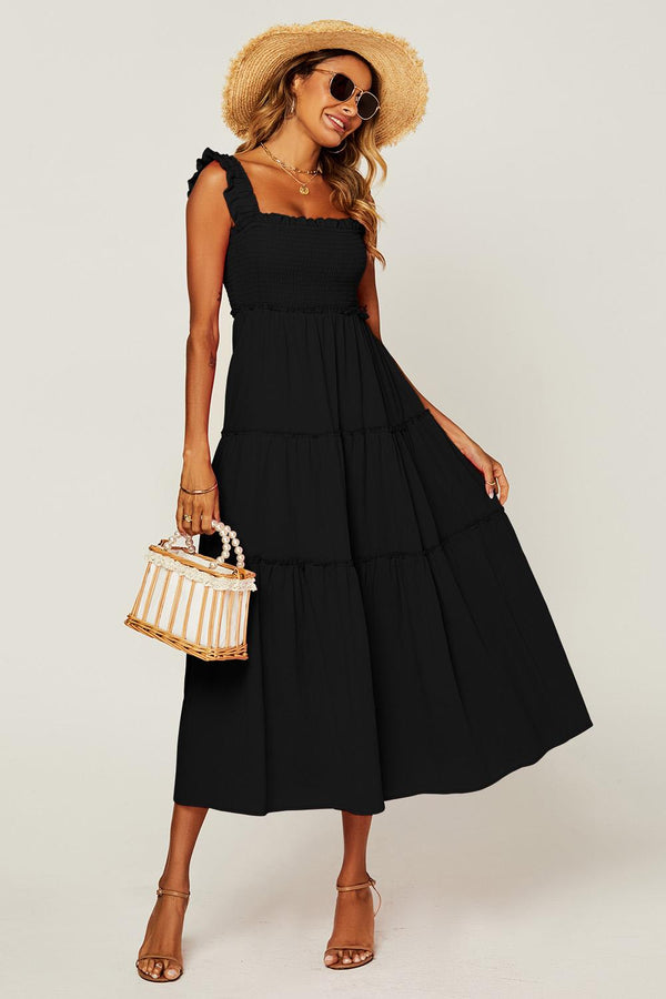 Maxikleid mit Stufendesign und Saumdetail in Schwarz