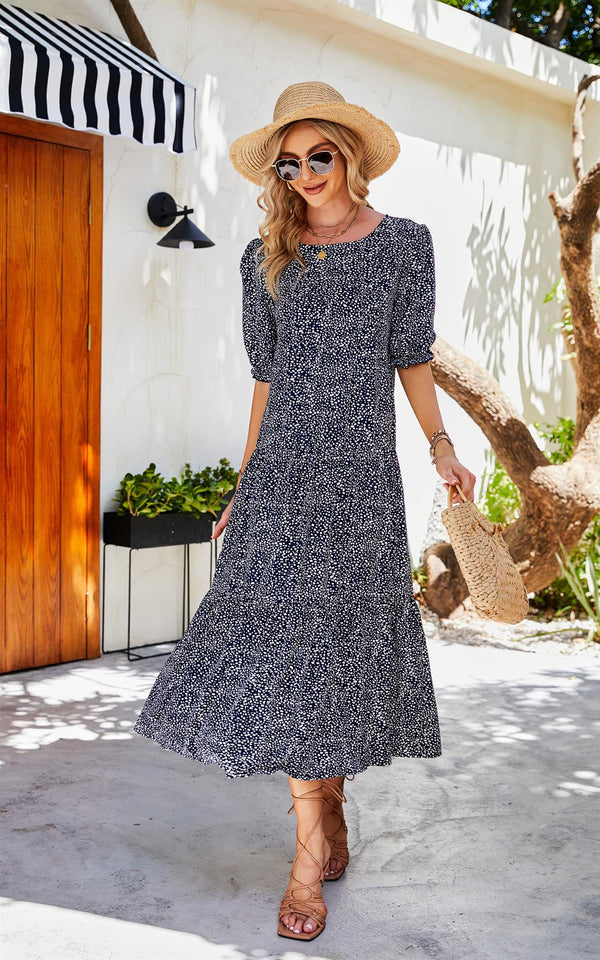 Lockeres, kurzärmliges Hängerkleid mit weißen Punkten in Marine